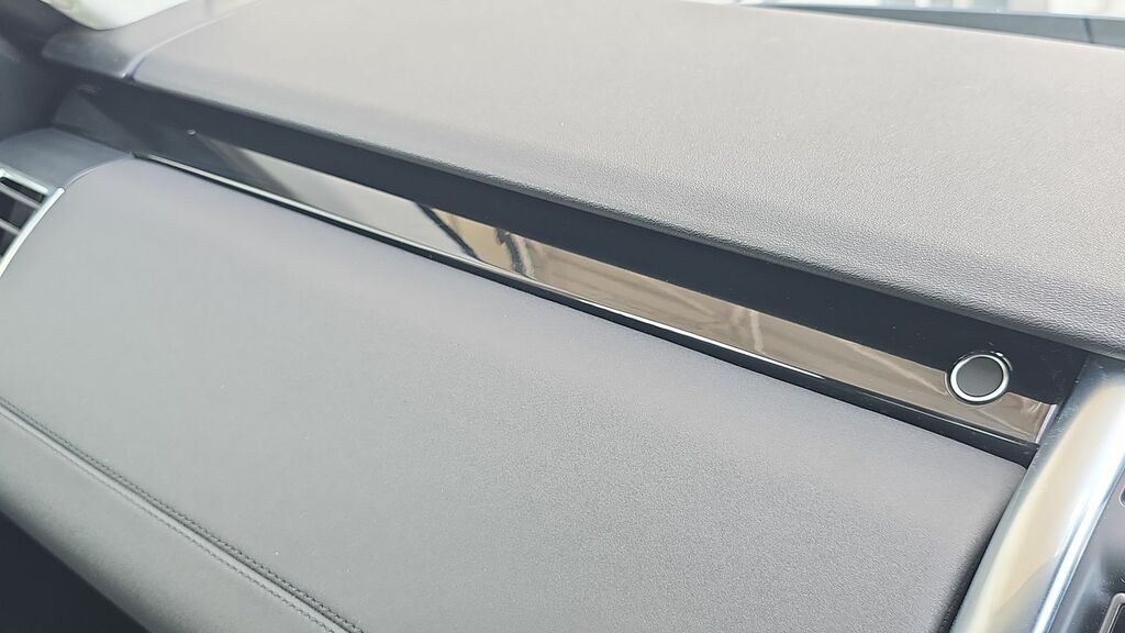 Land Rover Discovery 3.0 D300 R-dynamic Hse Brown #36