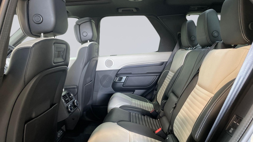 Land Rover Discovery D300 Metropolitan Edition Carpathian Grey Grey #4
