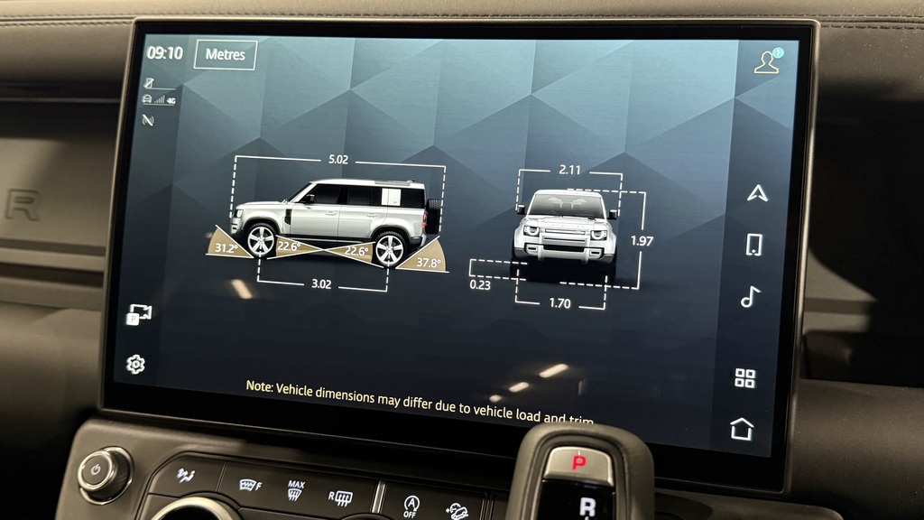 Land Rover Defender 110 3.0 D350 X-dynamic Hse White #34
