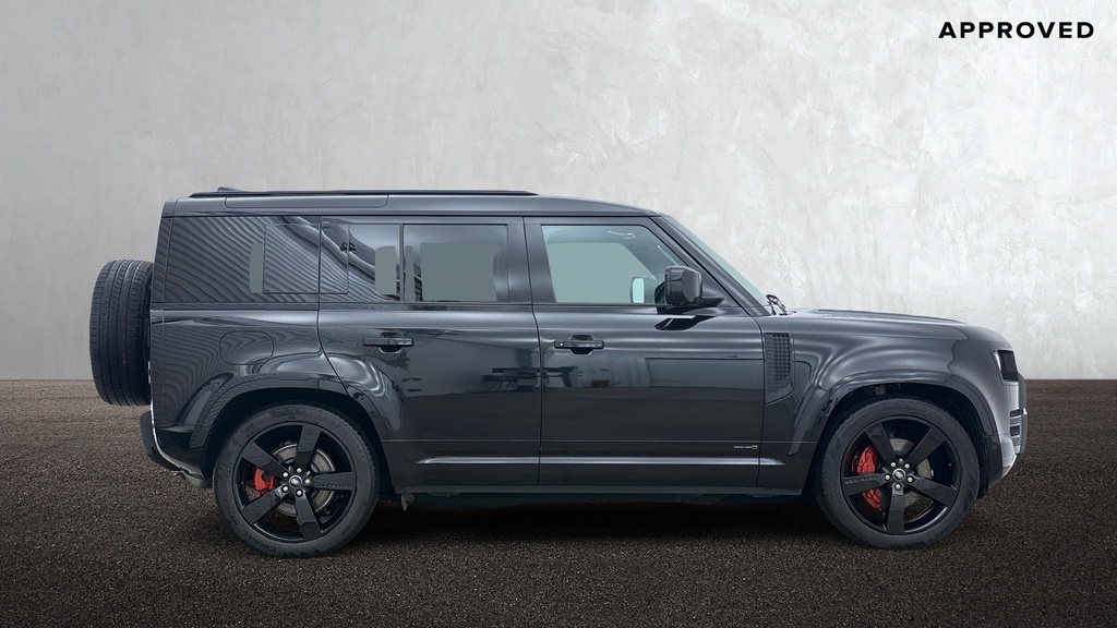 Land Rover Defender 110 P300e X Santorini Black Black #5