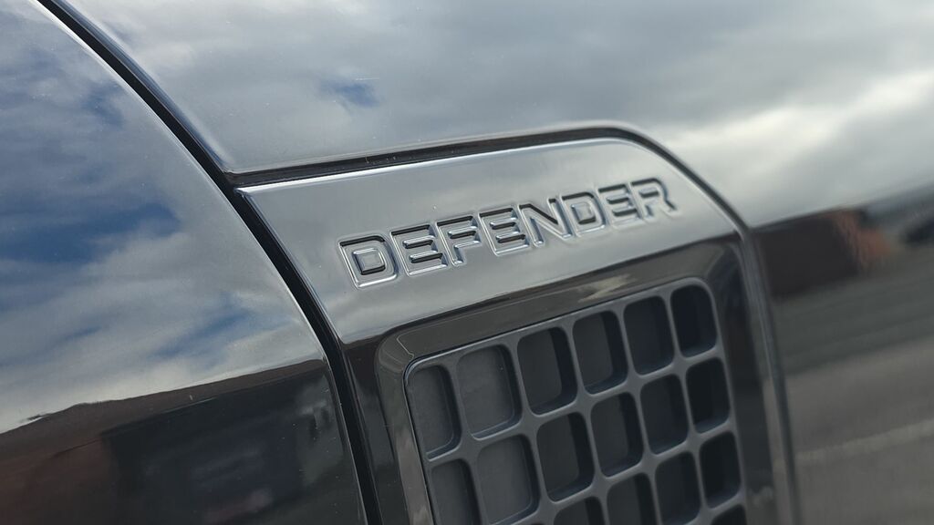 Land Rover Defender 110 3.0 D300 X-dynamic Hse Grey #26