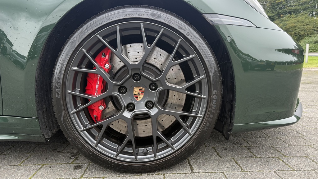 Porsche 911 Pdk S Oak Green Metallic Neo Green #4