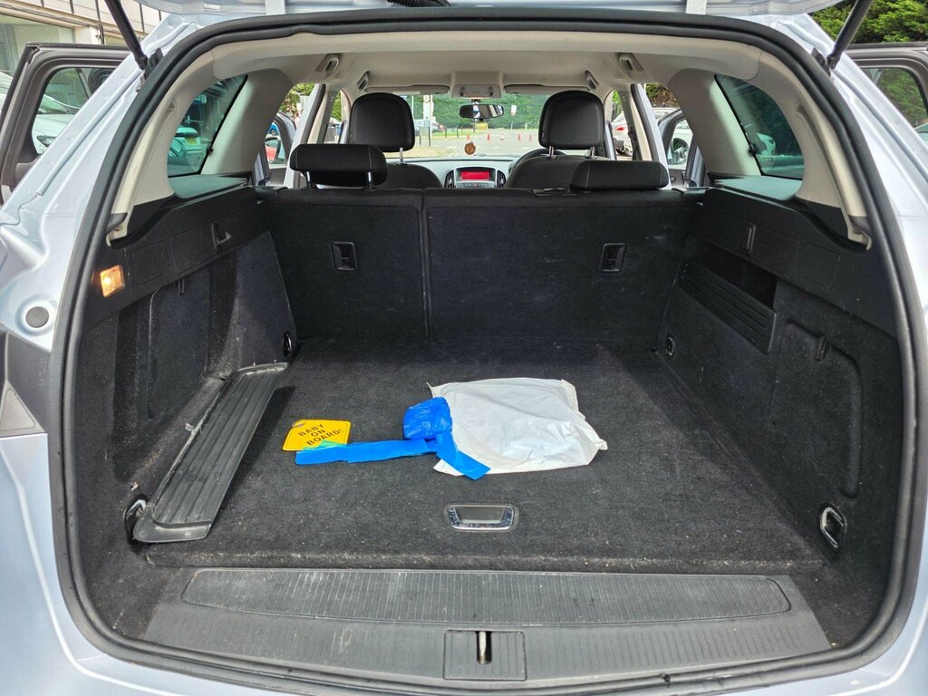 Vauxhall Astra 1.6I Elite Euro 6 Black #46