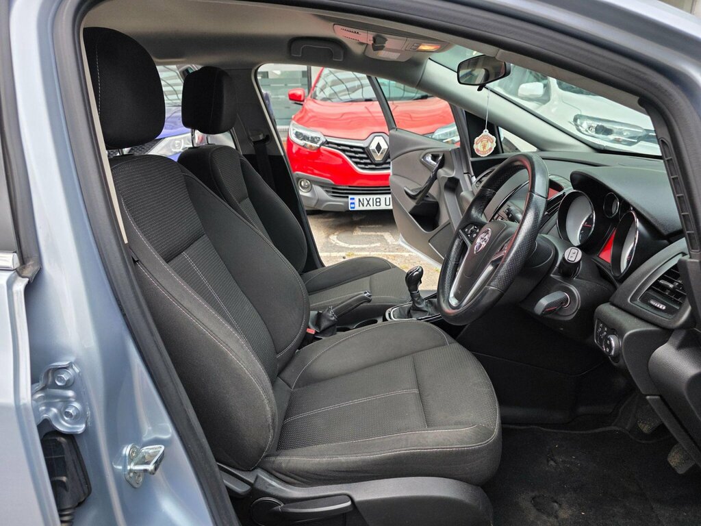 Vauxhall Astra 1.6I Elite Euro 6 Black #39