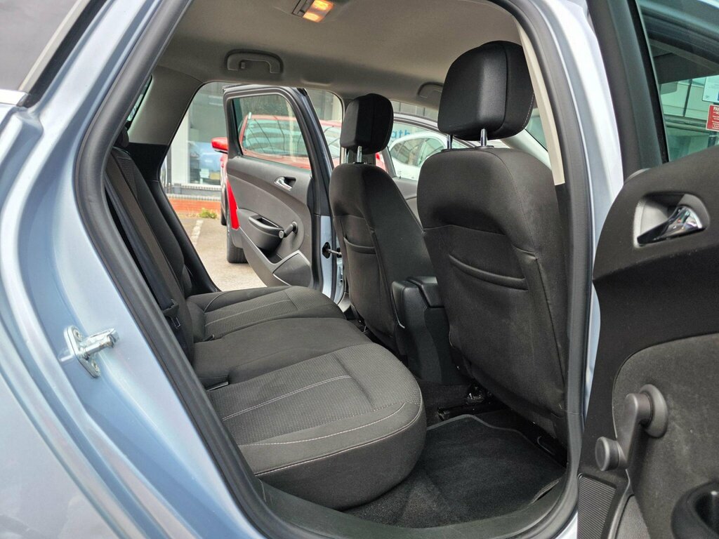 Vauxhall Astra 1.6I Elite Euro 6 Black #43