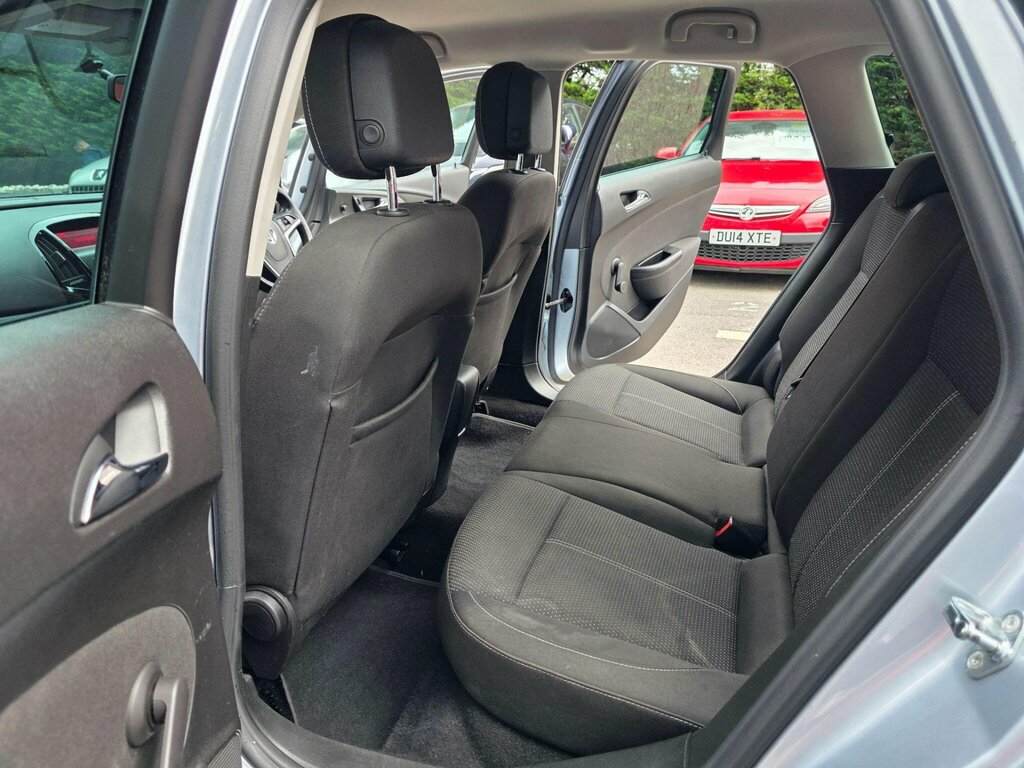 Vauxhall Astra 1.6I Elite Euro 6 Black #51