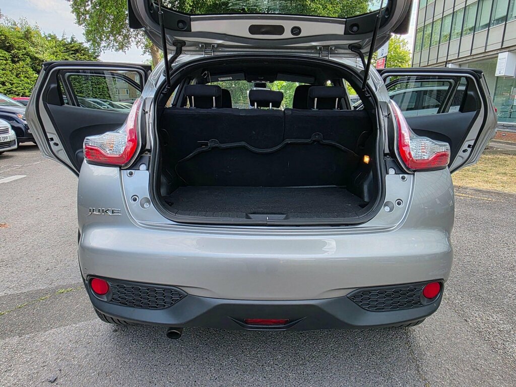Nissan Juke Dci Tekna Suv White #55