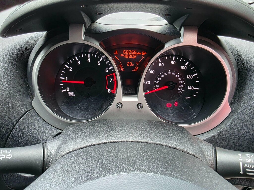 Nissan Juke Dci Tekna Suv White #71