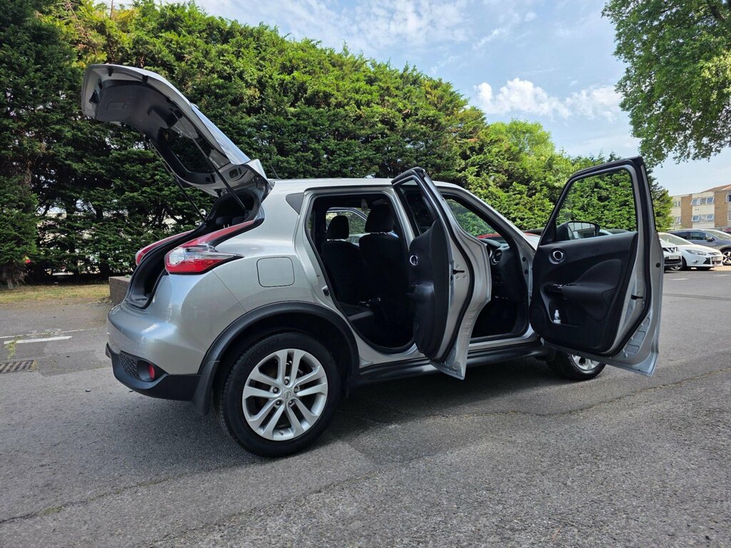 Nissan Juke Dci Tekna Suv White #40