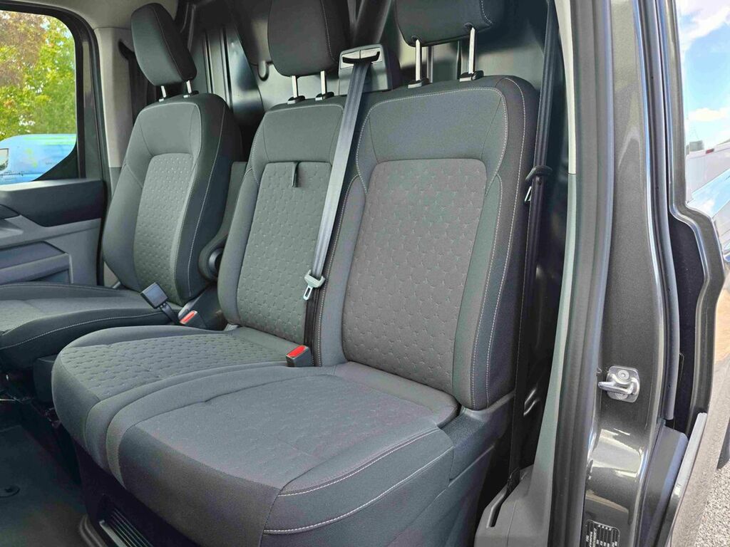 Ford Transit Custom Limited Black #18