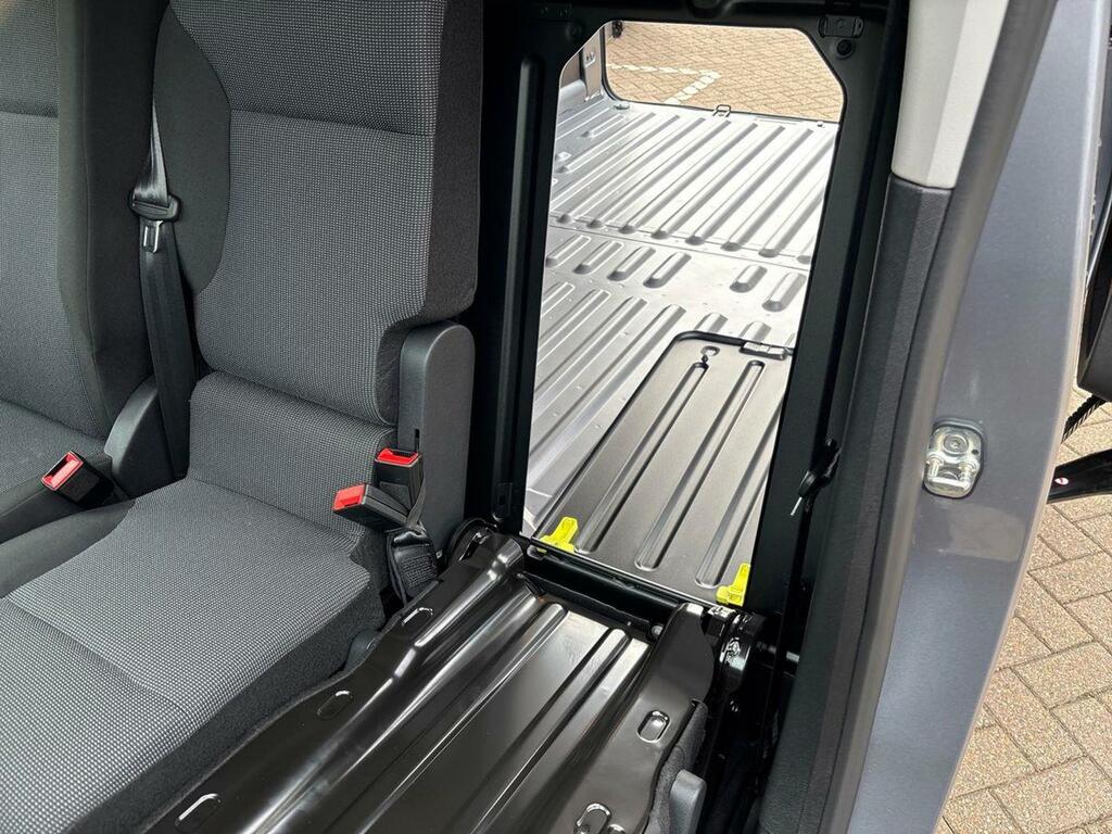 Vauxhall Combo 1.5 Prime Plus Panel Van 6Dr Xl Euro White #34