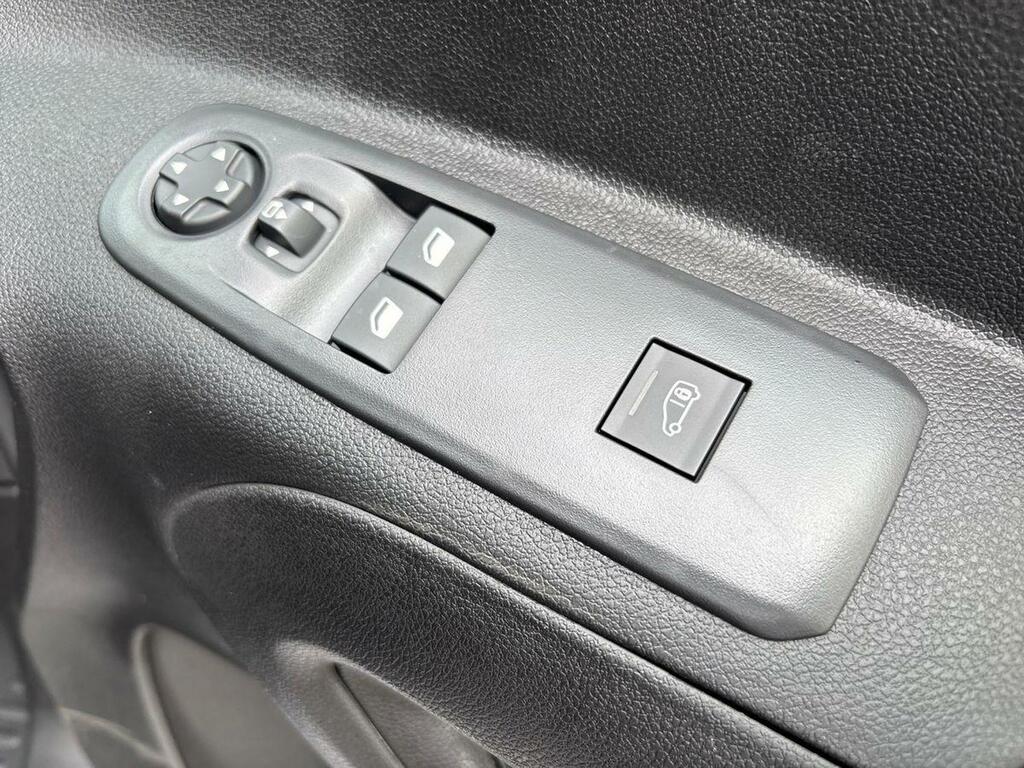 Vauxhall Combo 1.5 Prime Plus Panel Van 6Dr Xl Euro White #21