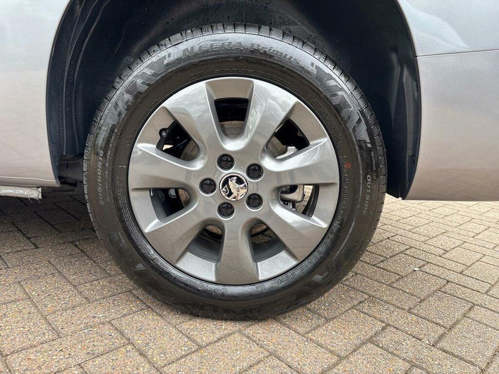 Vauxhall Combo 1.5 Prime Plus Panel Van 6Dr Xl Euro White #40