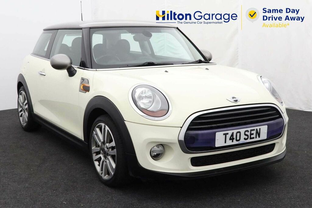 Mini Hatch 1.5 Cooper Seven White