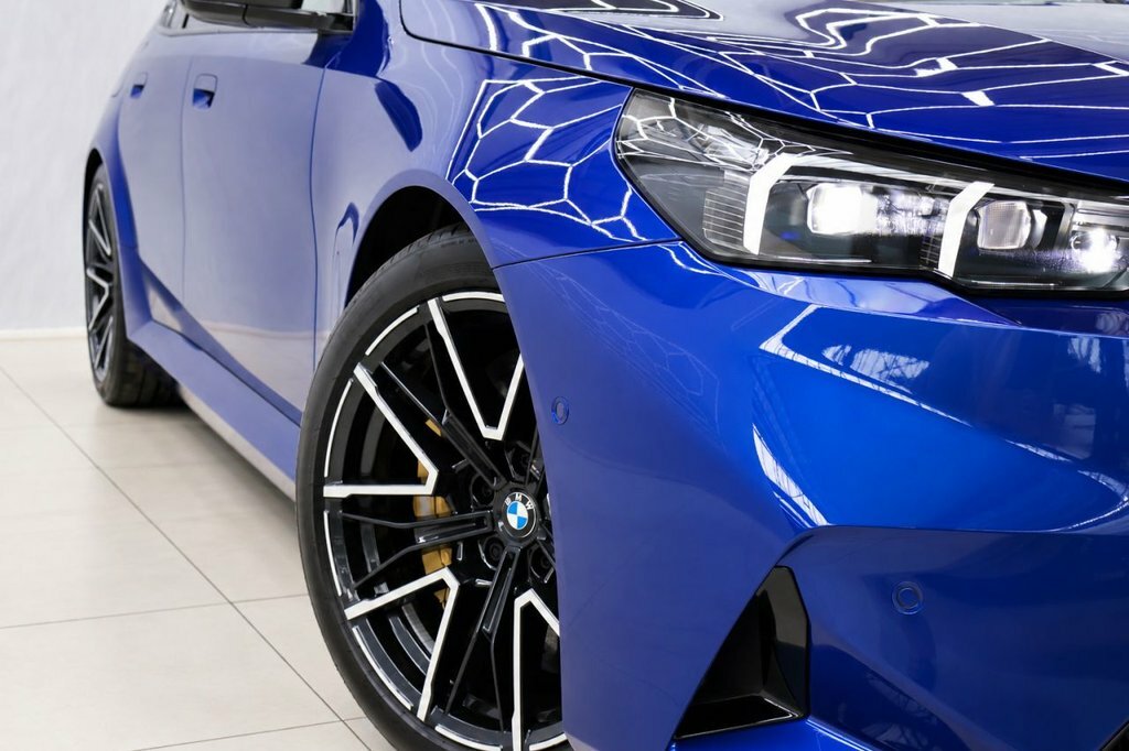 BMW M5 Saloon Blue #2