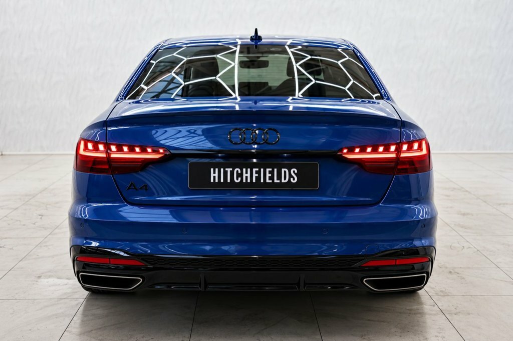 Audi A4 2L Black Edition Blue #6