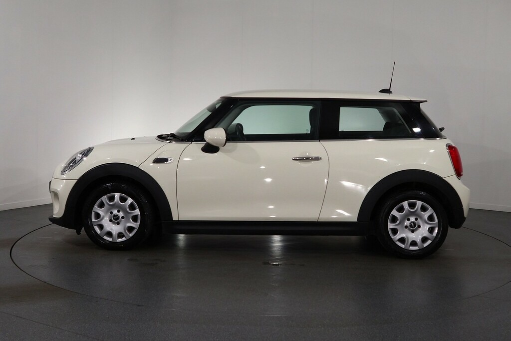 Mini Hatch One Classic White #3