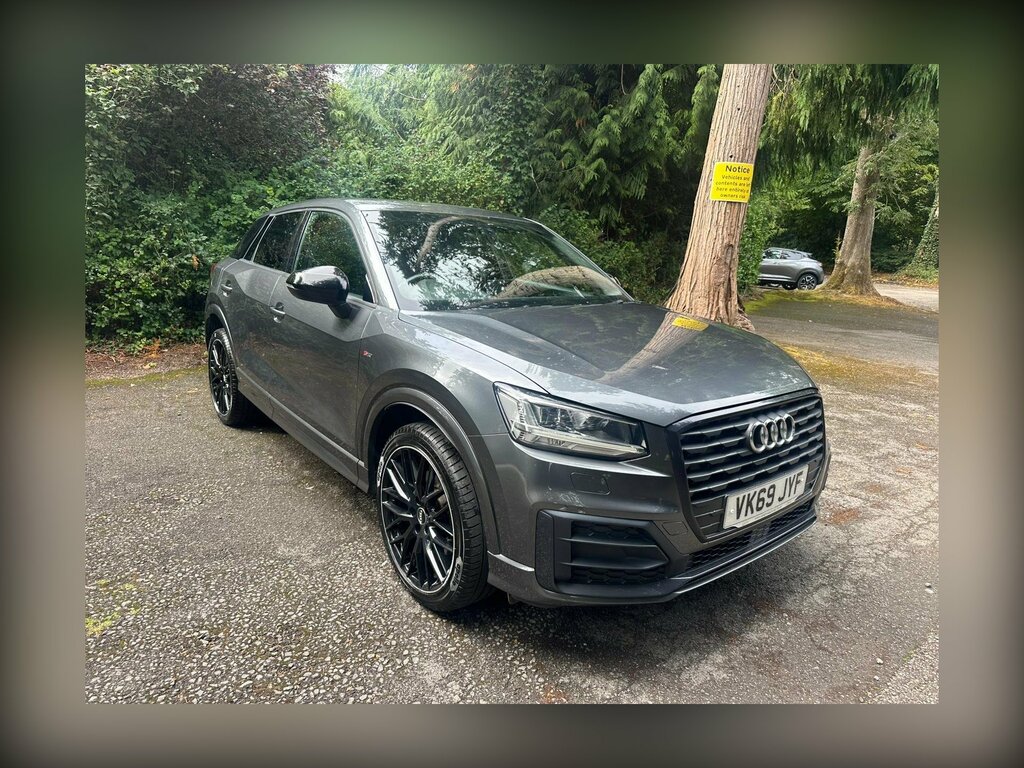 Audi Q2 1.6 Tdi 30 Black Edition Euro 6 Ss Grey #2