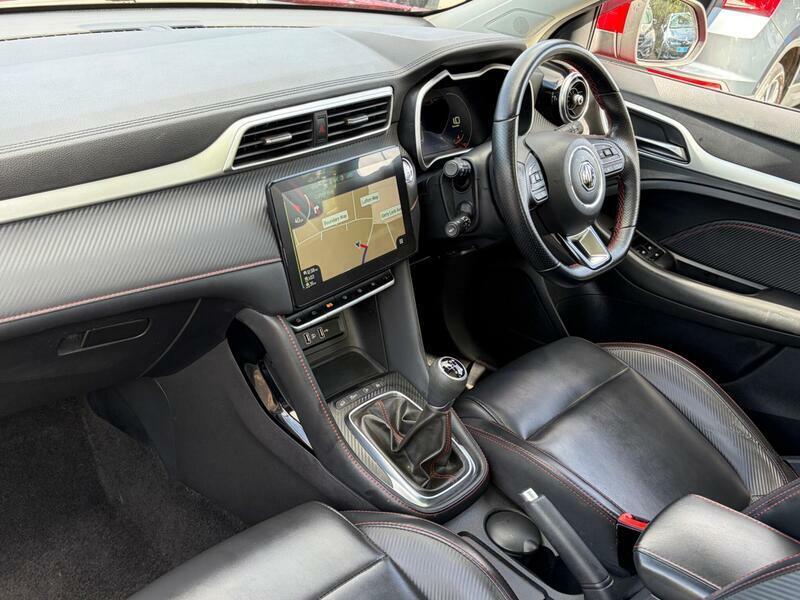 MG ZS 1.0 T-gdi Exclusive Euro 6 Red #2