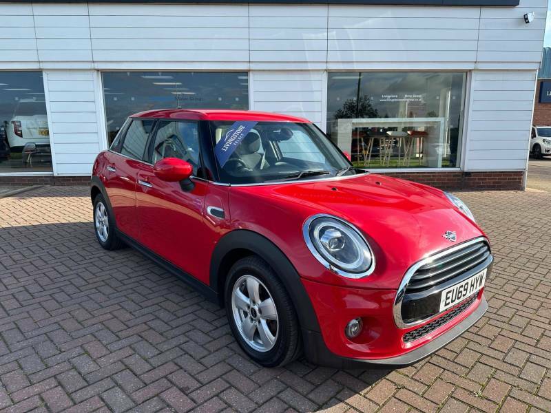 Mini Hatch 1.5 Cooper Classic II Red