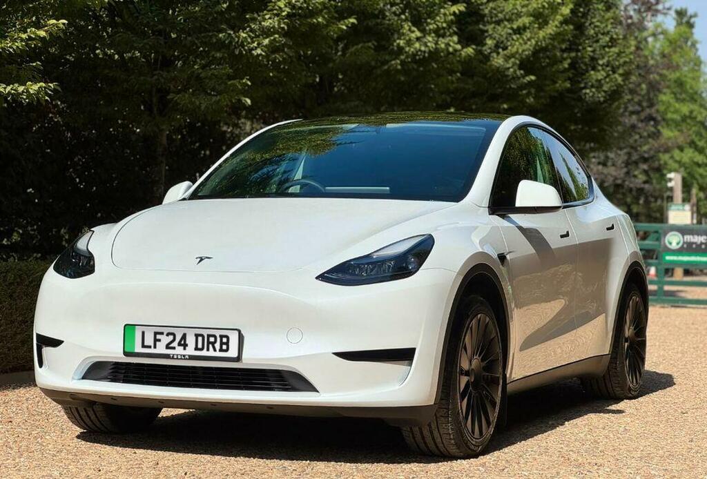 Tesla Model Y Suv Rwd 202424 White