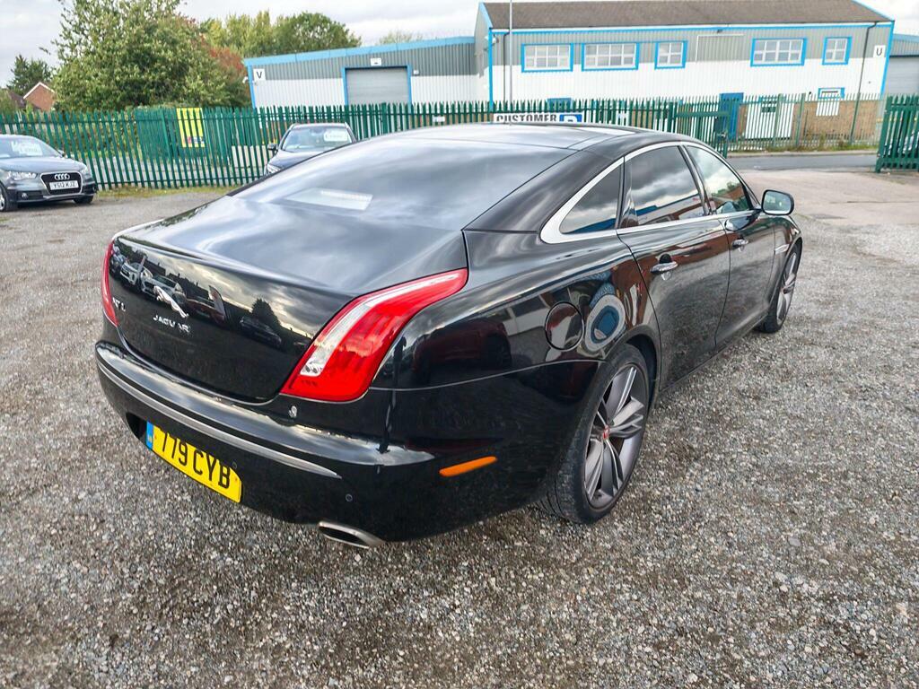 Jaguar XJ 3.0D V6 Portfolio Euro 5 Black #4