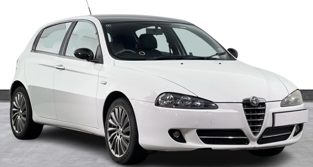 Alfa Romeo 147 1.6 T.spark Collezione Hatchback White