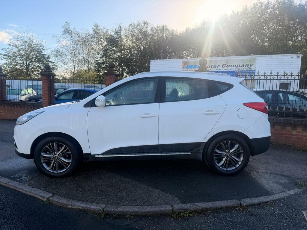 Hyundai Ix35 2.0 Crdi Se 4Wd Euro 5 Nav White #4