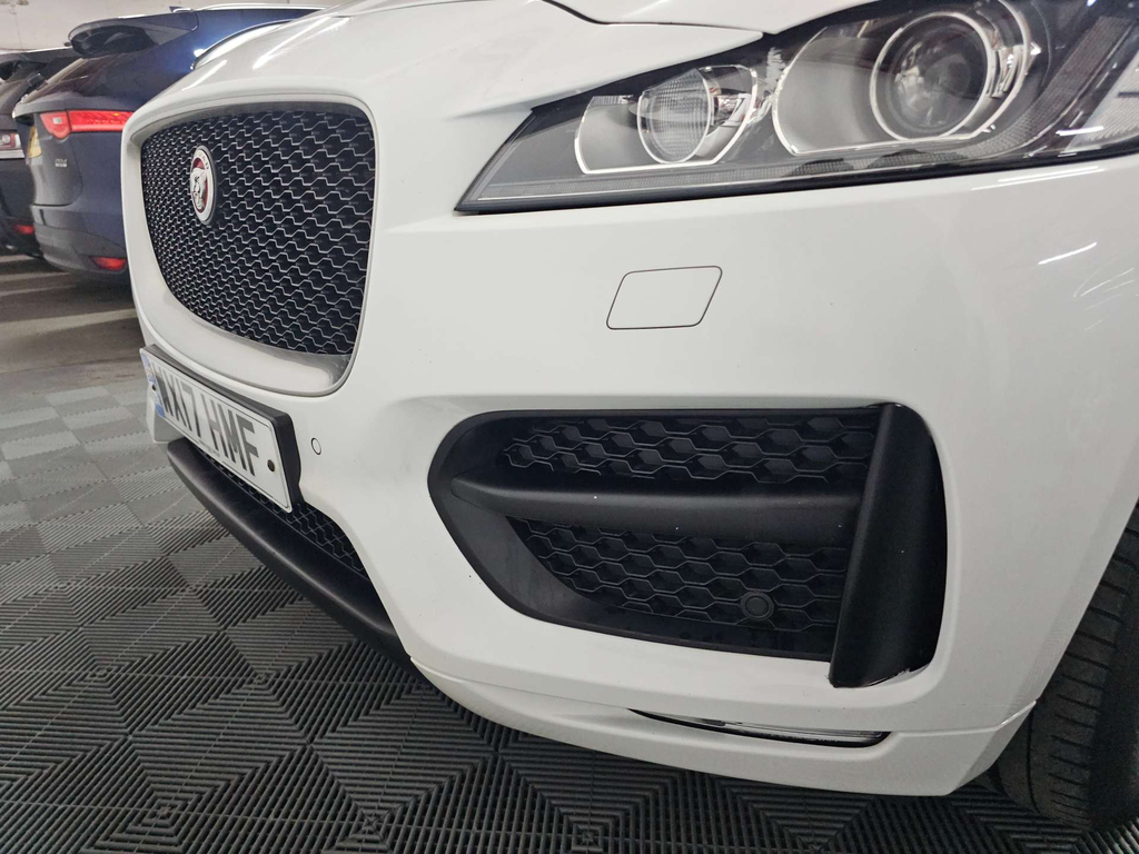 Jaguar F-Pace 2.0 D165 R-sport Euro 6 Ss  #40