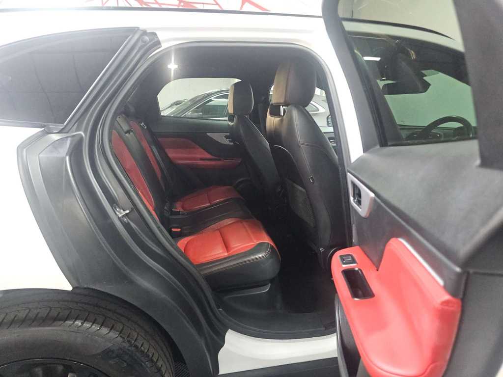 Jaguar F-Pace 2.0 D165 R-sport Euro 6 Ss  #15