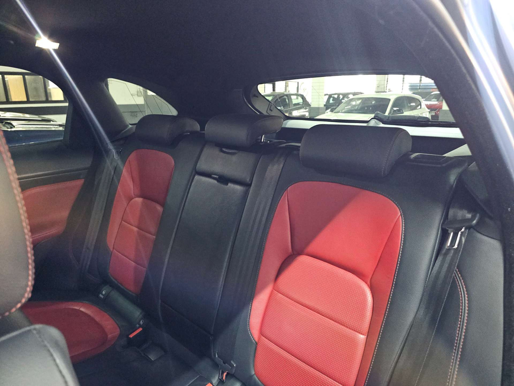 Jaguar F-Pace 2.0 D165 R-sport Euro 6 Ss  #20