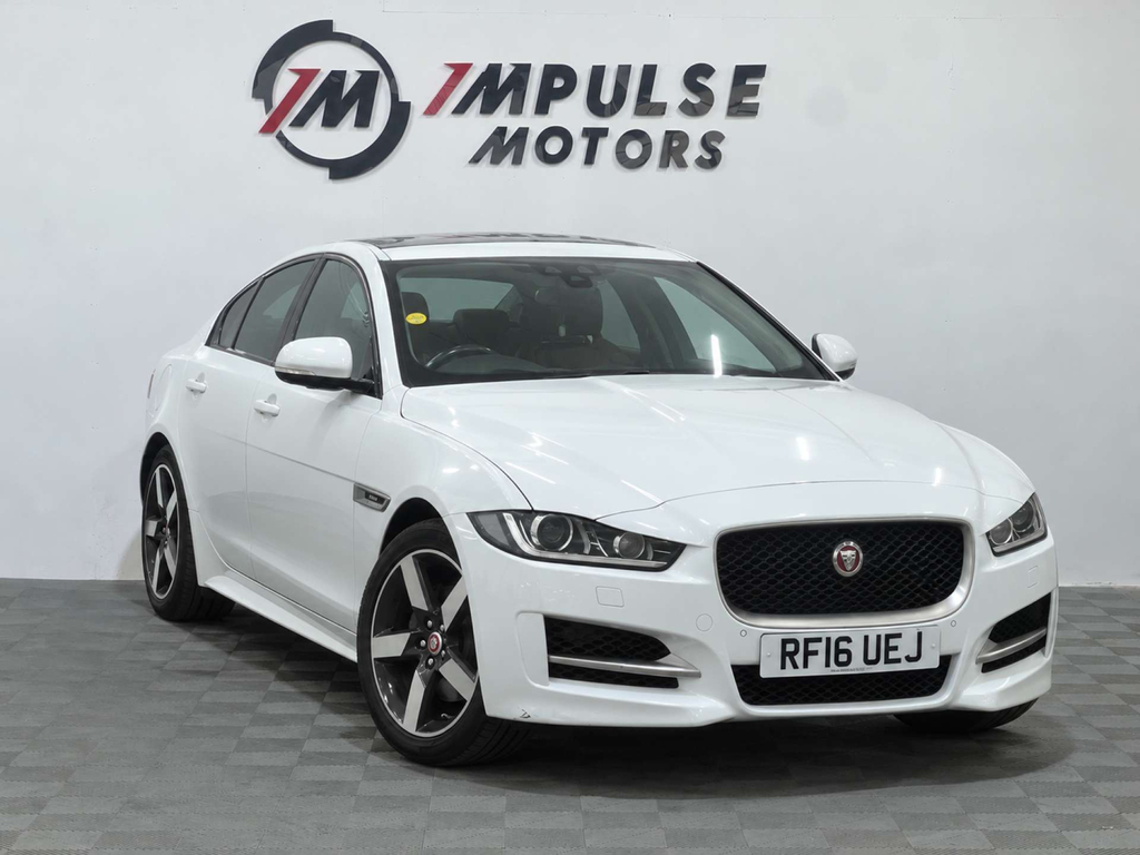 Jaguar XE R-sport D White