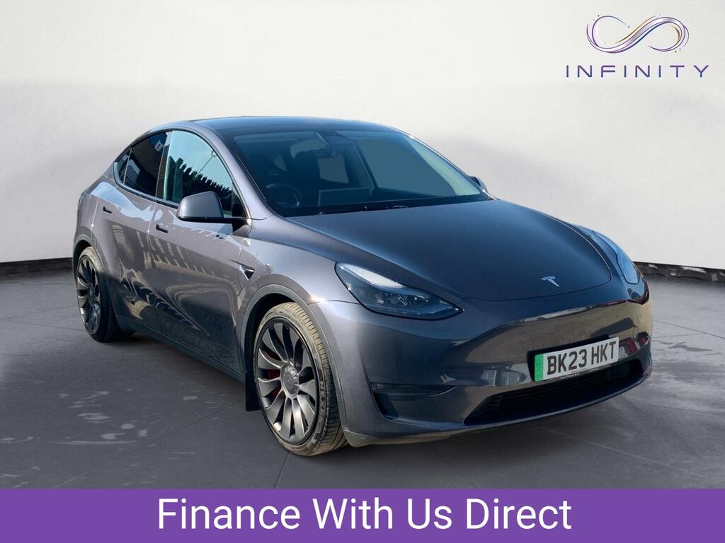 Tesla Model Y Dual Motor Performance Grey