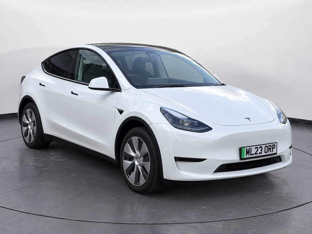 Tesla Model Y Dual Motor Long Range White