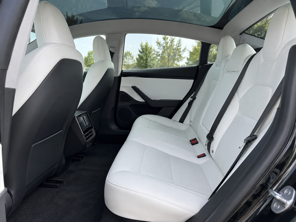 Tesla Model 3 Saloon Rwd 208 Ps Red #6