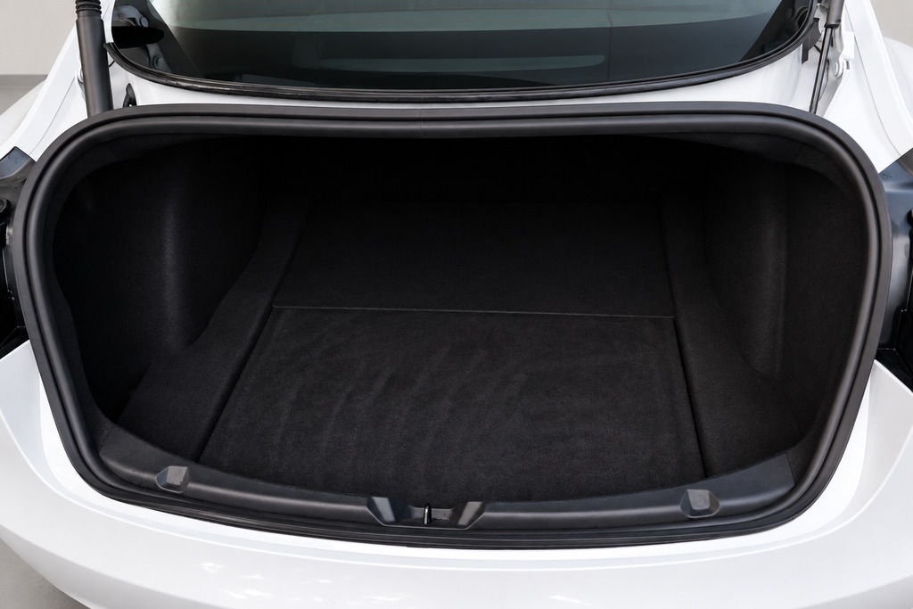 Tesla Model 3 Dual Motor Long Range White #6