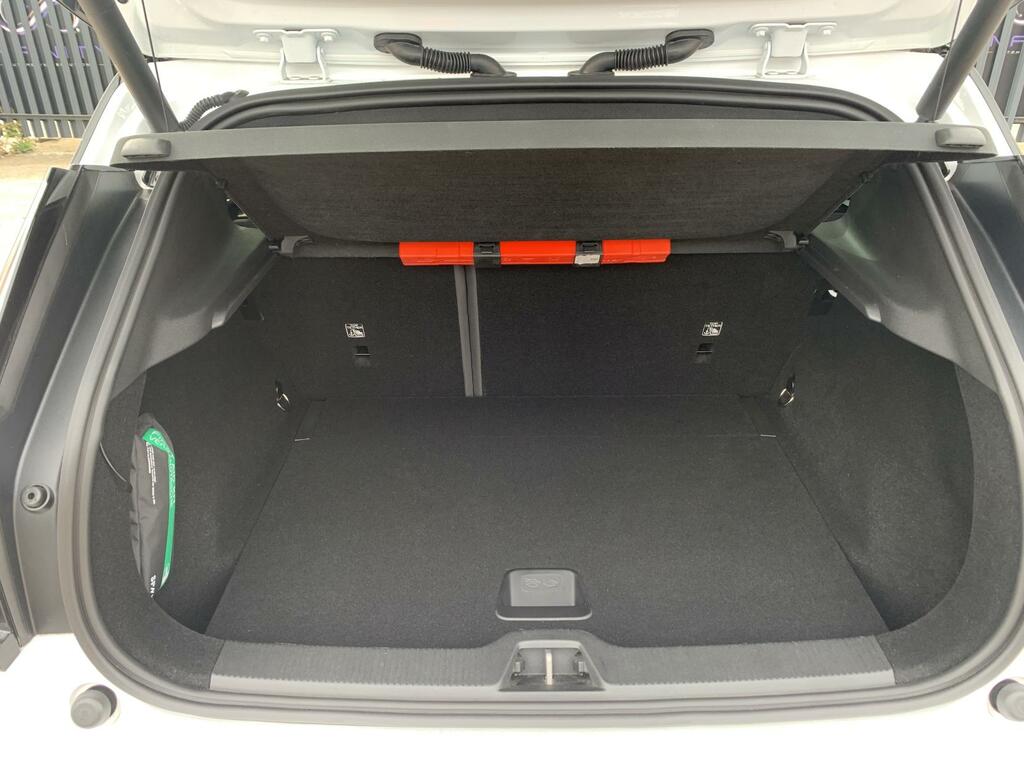 Volvo EX30 Ultra, Single Motor Extended Range, Grey #9