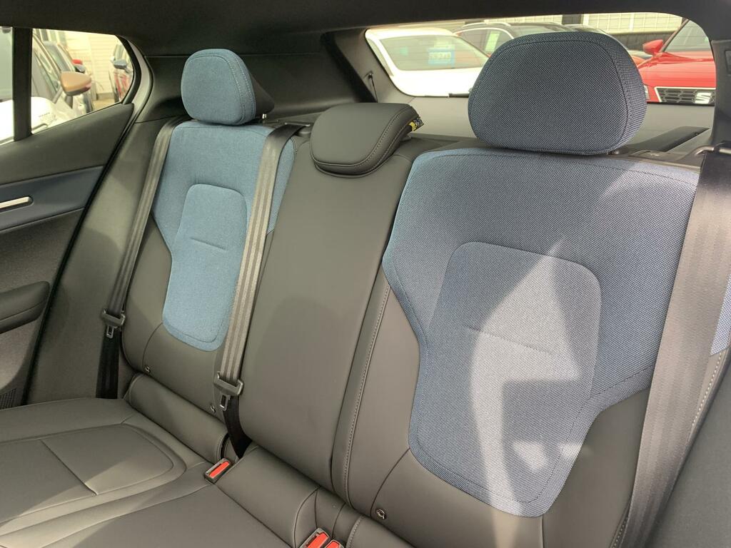 Volvo EX30 Ultra, Single Motor Extended Range, Grey #16