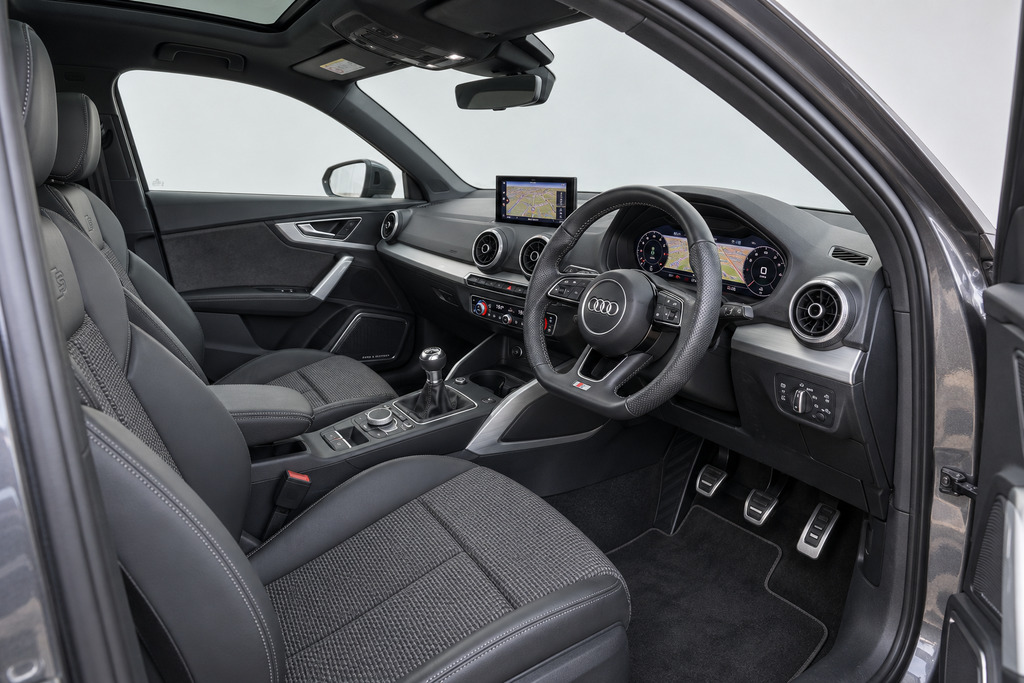 Audi Q2 1.4 Tfsi Cod S Line Grey #5