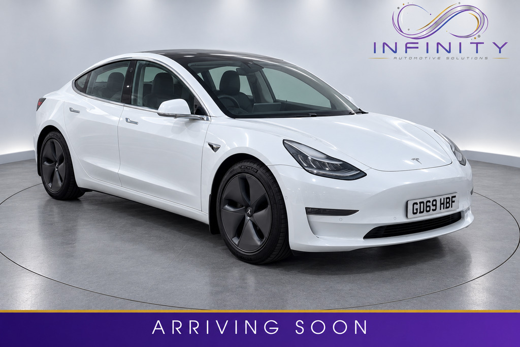 Tesla Model 3 Dual Motor Long Range White