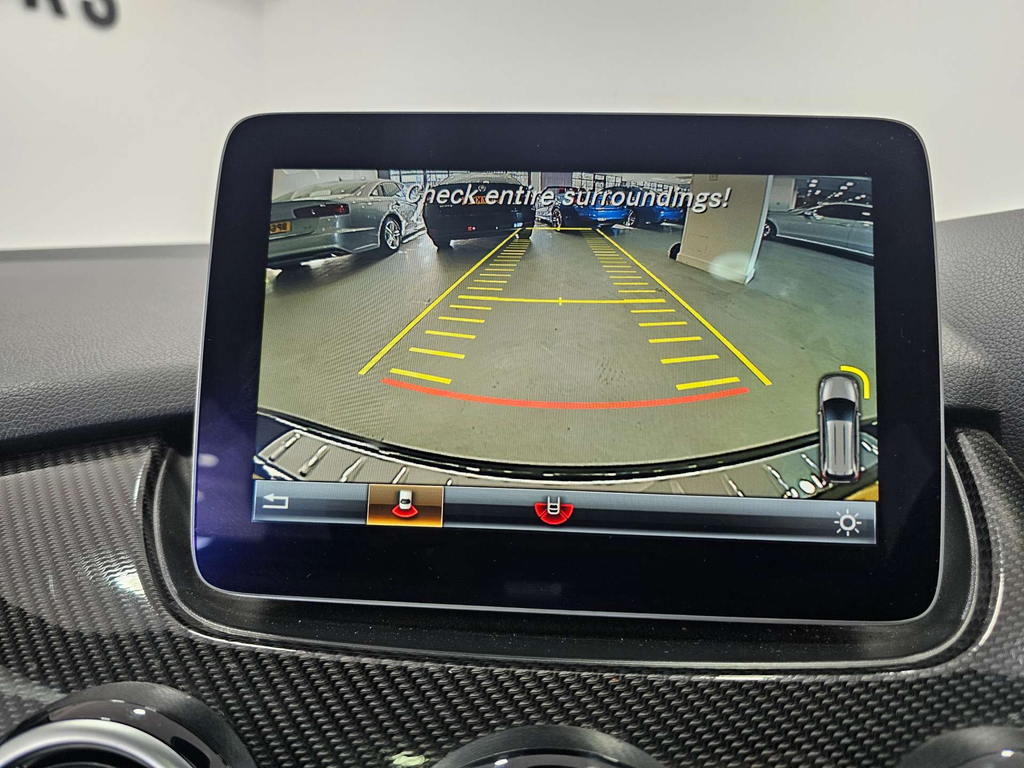 Mercedes-Benz B Class Amg Line Premium D  #3