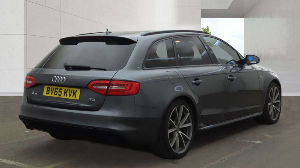 Audi A4 Black Edition Nav Tdi Cvt #4