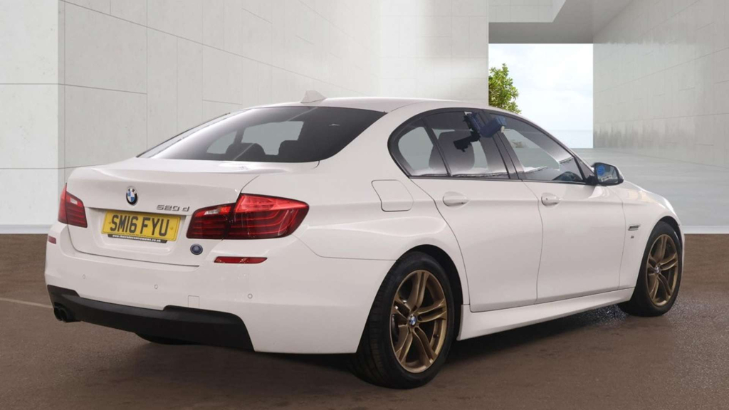 BMW 5 Series 520D M Sport White #4