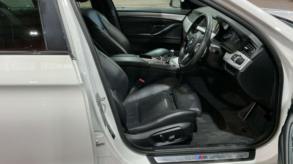 BMW 5 Series 530D M Sport Step Grey #9