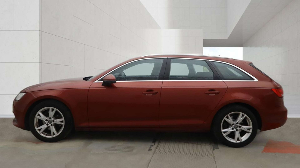 Audi A4 Sport Ultra Tdi Red #6