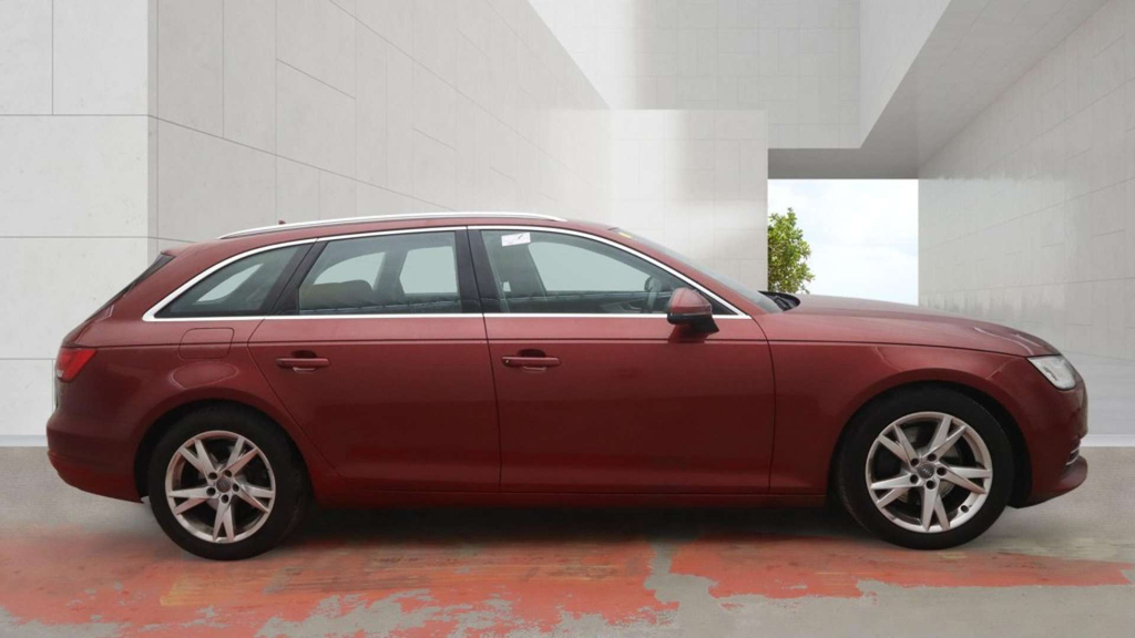 Audi A4 Sport Ultra Tdi Red #5