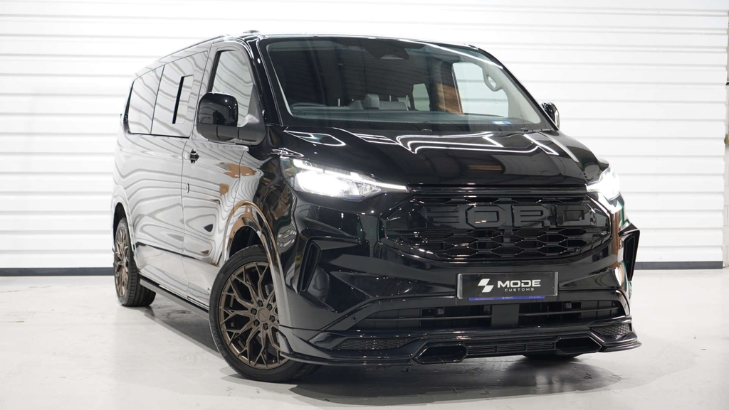 Ford Transit Custom Ford E-transit 425 L3 Rwd 135Kw 89Kwh H2 Trend Van White #1