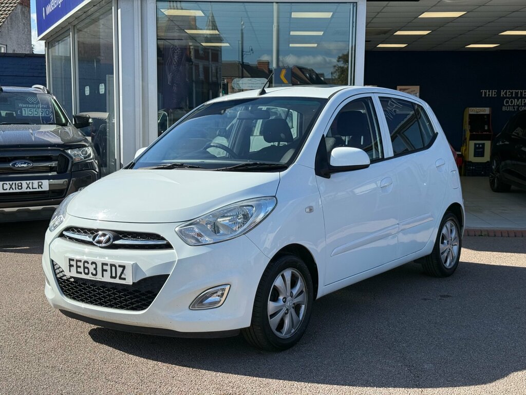 Hyundai I10 1.2 Style Hatchback Euro 5 85 B White #2
