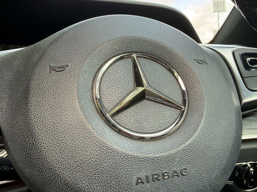 Mercedes-Benz E Class 4.0L 4.0 E63 V8 Biturbo Premium Saloon Petro Blue #39
