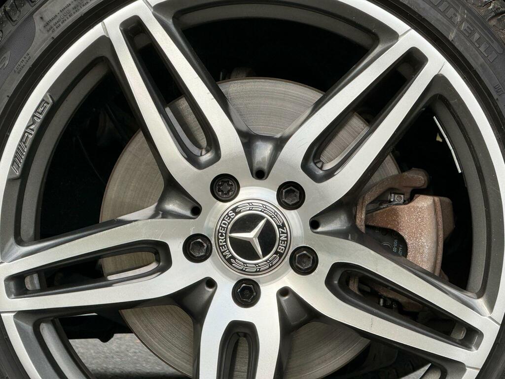 Mercedes-Benz E Class 4.0L 4.0 E63 V8 Biturbo Premium Saloon Petro Blue #54